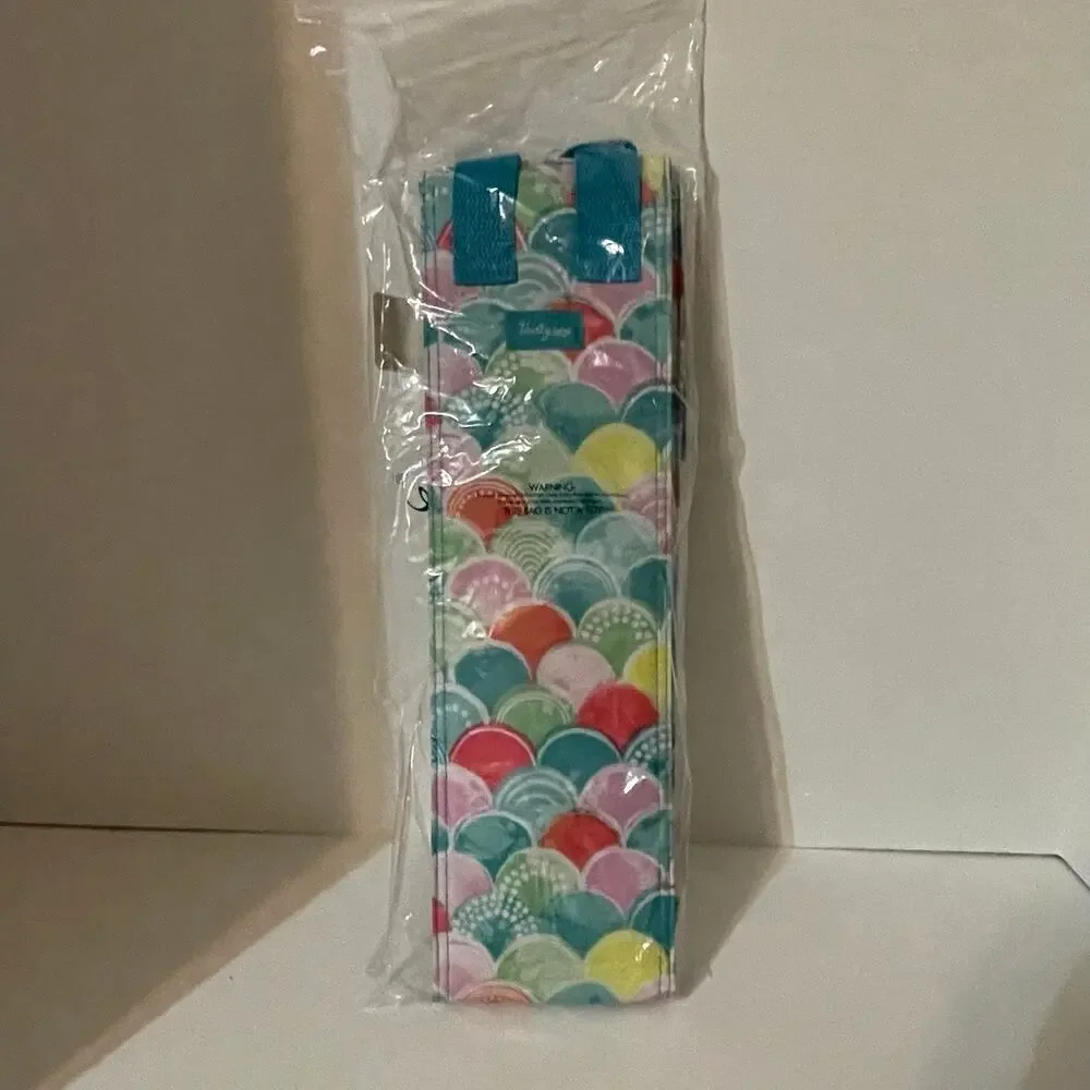 THIRTY-ONE Perfect Bottle Thermal New‎ Rainbow Scallop Reusable Wine Gift Bag